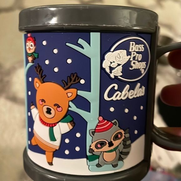 Bass Pro Shop Cabela’s Christmas Winter Forest Animals Snow Kids Mug lot of 3 - Picture 1 of 4